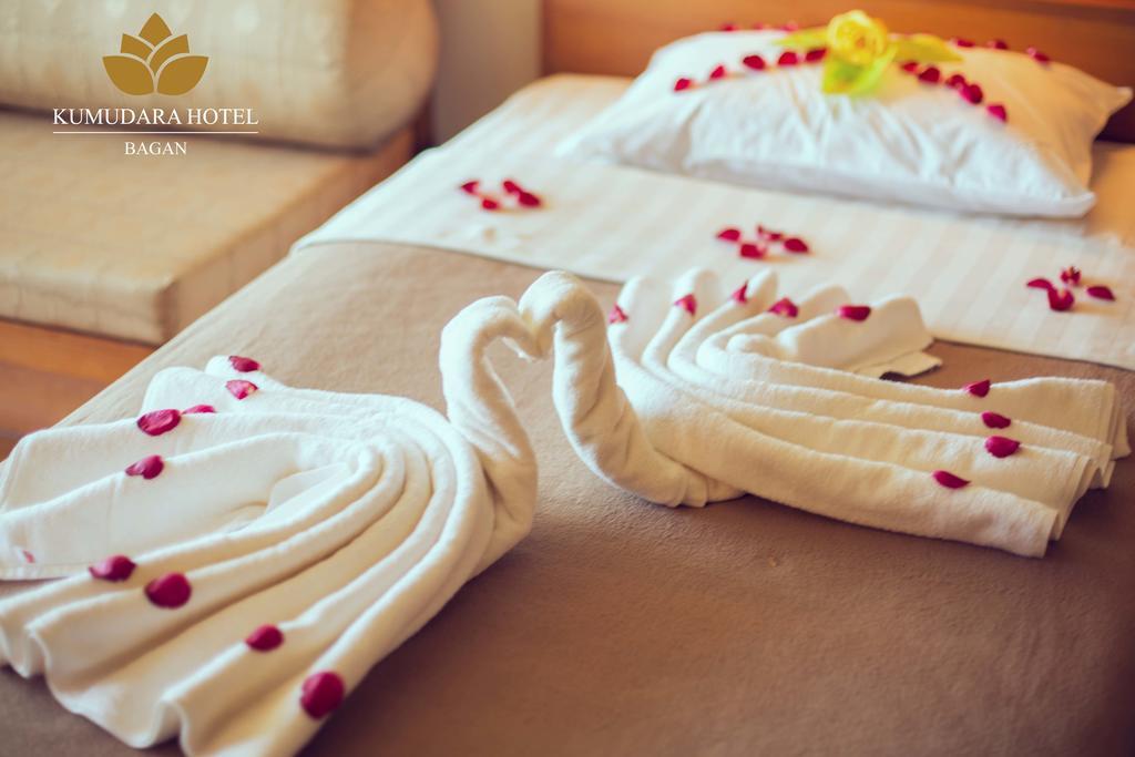 Kumudara Hotel Bagan Bagian luar foto