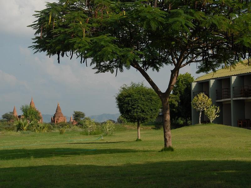 Kumudara Hotel Bagan Bagian luar foto